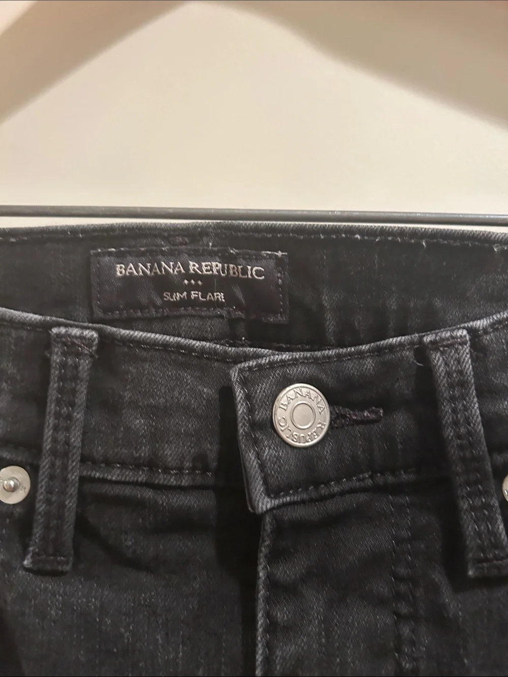Banana Republic Black Wash Slim Flare Denim Jeans w/ stretch size 24/00 petite
